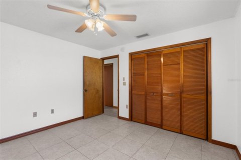 House in Spring Hill, Florida 3 bedrooms, 170.57 sq.m. № 1538970 - photo 29