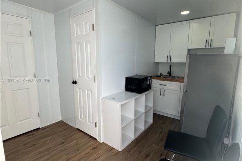 Immobilier commercial à louer à Miami, Floride: 1 chambre, 97.27 m2 № 1976628 - photo 18