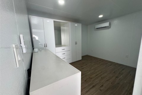 Immobilier commercial à louer à Miami, Floride: 1 chambre, 97.27 m2 № 1976628 - photo 14