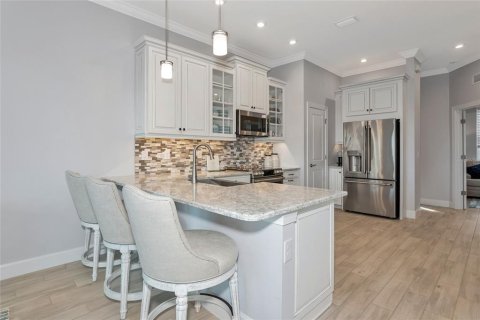Touwnhouse à vendre à Sarasota, Floride: 4 chambres, 165.18 m2 № 1725188 - photo 9