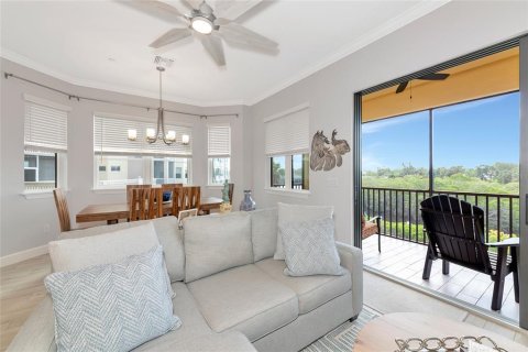 Touwnhouse à vendre à Sarasota, Floride: 4 chambres, 165.18 m2 № 1725188 - photo 17