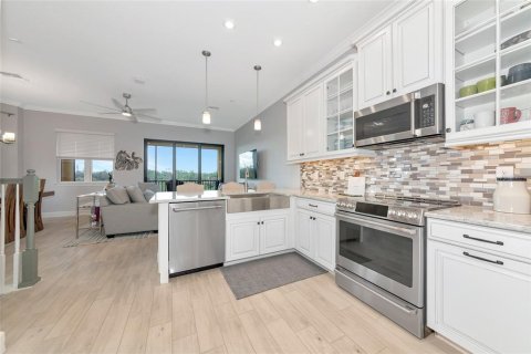 Touwnhouse à vendre à Sarasota, Floride: 4 chambres, 165.18 m2 № 1725188 - photo 13