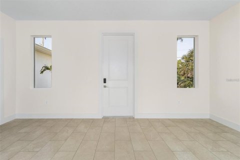 Villa ou maison à vendre à Rotonda, Floride: 3 chambres, 164.16 m2 № 2419828 - photo 16