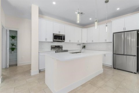 Villa ou maison à vendre à Rotonda, Floride: 3 chambres, 164.16 m2 № 2419828 - photo 20