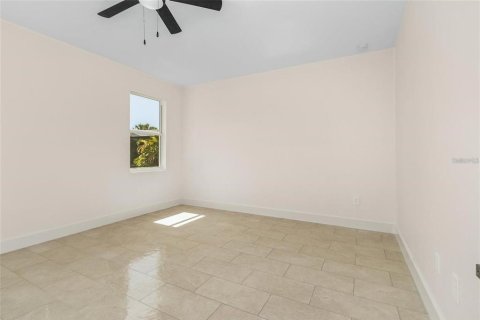 Villa ou maison à vendre à Rotonda, Floride: 3 chambres, 164.16 m2 № 2419828 - photo 13