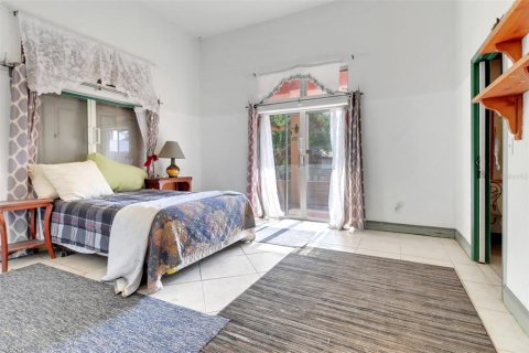 Casa en venta en Naples, Florida, 3 dormitorios, 185.9 m2 № 1685335 - foto 19