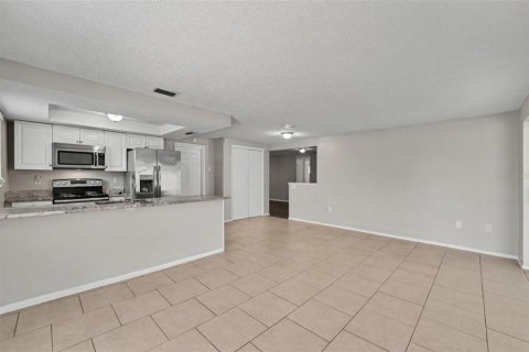 Villa ou maison à vendre à New Port Richey, Floride: 3 chambres, 148.18 m2 № 2350385 - photo 26