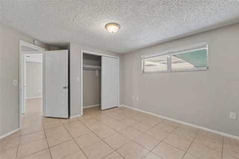 Villa ou maison à vendre à New Port Richey, Floride: 3 chambres, 148.18 m2 № 2350385 - photo 15