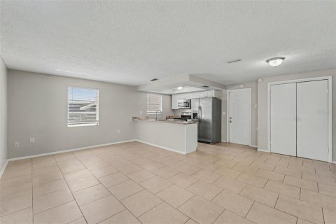 Villa ou maison à vendre à New Port Richey, Floride: 3 chambres, 148.18 m2 № 2350385 - photo 25