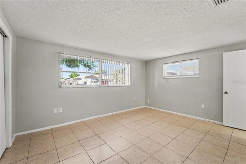Villa ou maison à vendre à New Port Richey, Floride: 3 chambres, 148.18 m2 № 2350385 - photo 22