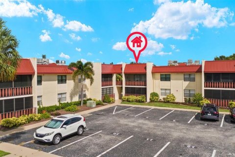 Condo in Rotonda, Florida, 1 bedroom  № 1302897 - photo 18