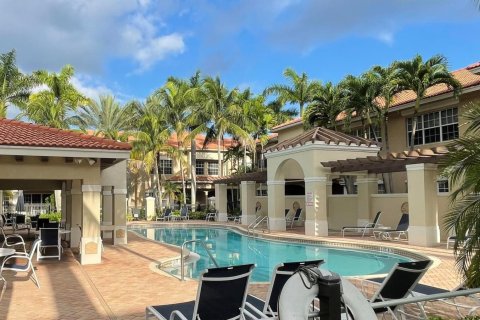 Adosado en alquiler en Palm Beach Gardens, Florida, 3 dormitorios, 211.26 m2 № 1178566 - foto 1