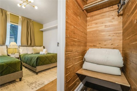 Casa en venta en Miami, Florida, 3 dormitorios, 122.63 m2 № 1993260 - foto 22