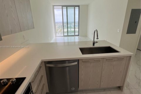 Copropriété à louer à Sunrise, Floride: 2 chambres, 81.48 m2 № 1979605 - photo 19