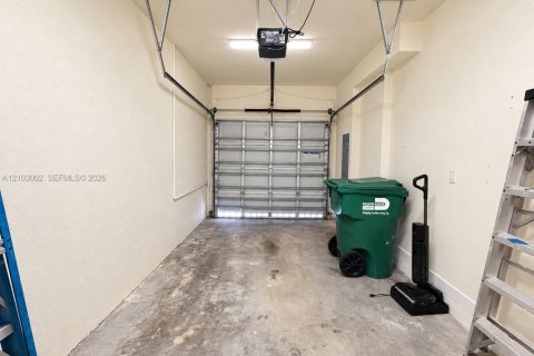 Touwnhouse à louer à Homestead, Floride: 3 chambres, 169.92 m2 № 2405927 - photo 22
