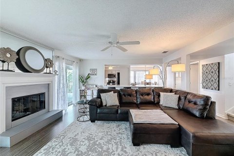 House in Hernando Beach, Florida 4 bedrooms, 191.01 sq.m. № 1538106 - photo 7