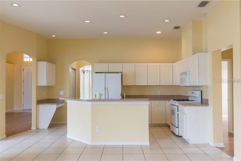 Casa en alquiler en Valrico, Florida, 4 dormitorios, 198.9 m2 № 1912374 - foto 5