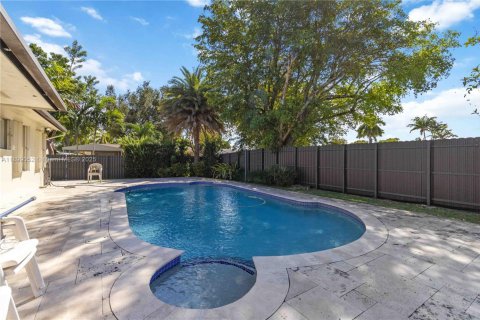 Villa ou maison à vendre à Miami, Floride: 4 chambres, 157.93 m2 № 1950922 - photo 22