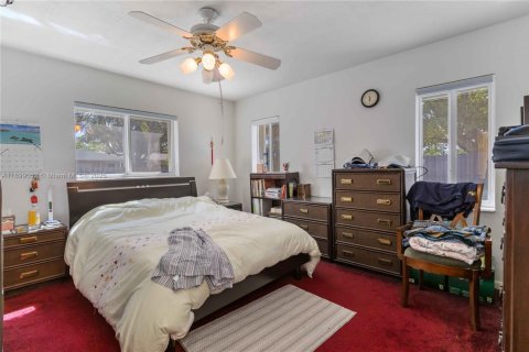Villa ou maison à vendre à Miami, Floride: 4 chambres, 157.93 m2 № 1950922 - photo 14