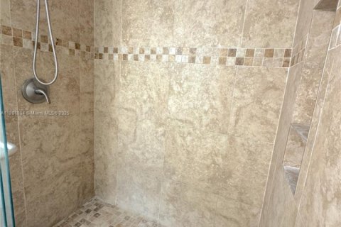 Appartement à louer à Pembroke Pines, Floride: 1 chambre, 68.93 m2 № 1943895 - photo 23