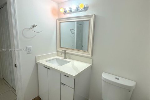 Appartement à louer à Pembroke Pines, Floride: 1 chambre, 68.93 m2 № 1943895 - photo 24
