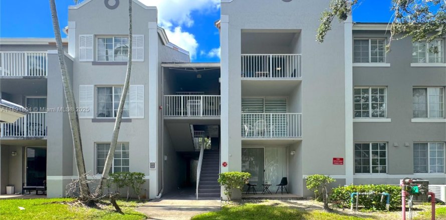 Appartement à Pembroke Pines, Floride 1 chambre, 68.93 m2 № 1943895