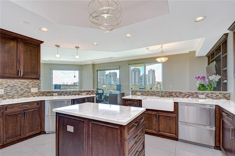 Condominio en venta en Saint Petersburg, Florida, 3 dormitorios, 306.58 m2 № 2094266 - foto 22