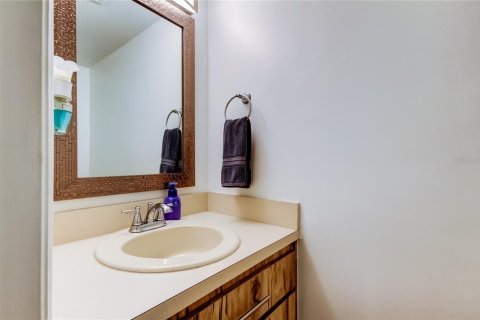 Condo in Indian Rocks Beach, Florida, 3 bedrooms  № 1794012 - photo 20