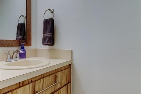 Condo in Indian Rocks Beach, Florida, 3 bedrooms  № 1794012 - photo 21