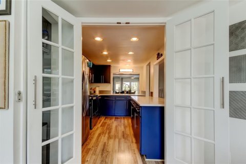 Condo in Indian Rocks Beach, Florida, 3 bedrooms  № 1794012 - photo 9