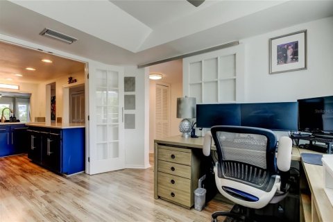 Condo in Indian Rocks Beach, Florida, 3 bedrooms  № 1794012 - photo 7