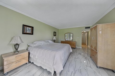 Купить кондоминиум в Помпано-Бич, Флорида 3 комнаты, 170.94м2, № 2177405 - фото 18