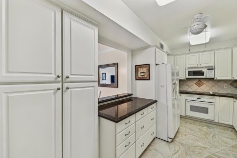 Купить кондоминиум в Помпано-Бич, Флорида 3 комнаты, 170.94м2, № 2177405 - фото 11