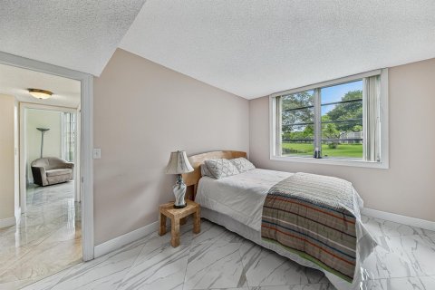 Купить кондоминиум в Помпано-Бич, Флорида 3 комнаты, 170.94м2, № 2177405 - фото 28