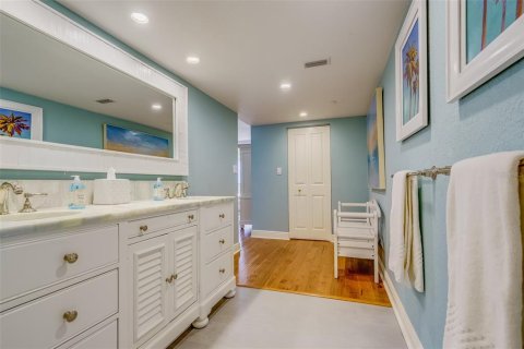 Condominio en alquiler en Clearwater, Florida, 2 dormitorios, 153.75 m2 № 1750656 - foto 27