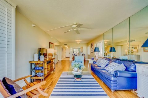 Condominio en alquiler en Clearwater, Florida, 2 dormitorios, 153.75 m2 № 1750656 - foto 16