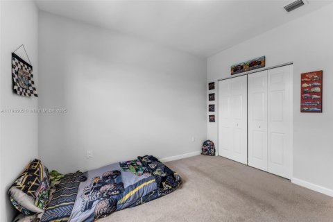 Townhouse in Homestead, Florida 3 bedrooms, 153.29 sq.m. № 1875384 - photo 21