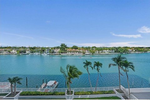 Condominio en alquiler en Miami Beach, Florida, 1 dormitorio, 99.41 m2 № 2089572 - foto 9