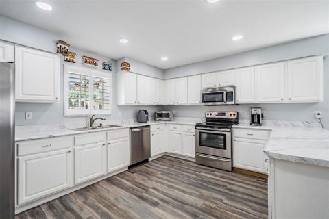 Villa ou maison à vendre à San Antonio, Floride: 2 chambres, 157.93 m2 № 2355150 - photo 27