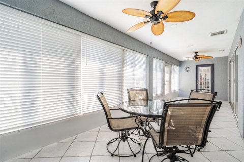 Villa ou maison à vendre à San Antonio, Floride: 2 chambres, 157.93 m2 № 2355150 - photo 24