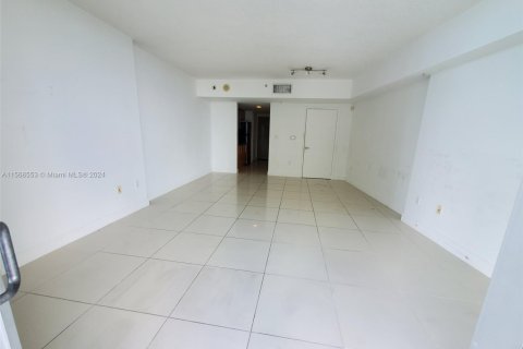 Condominio en venta en Miami, Florida, 47.19 m2 № 1985531 - foto 6