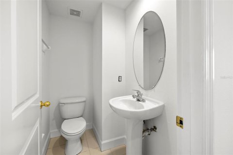 Townhouse in Tampa, Florida 3 bedrooms, 141.95 sq.m. № 1649269 - photo 17