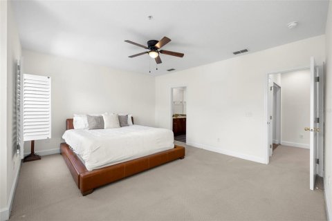 Townhouse in Tampa, Florida 3 bedrooms, 141.95 sq.m. № 1649269 - photo 22