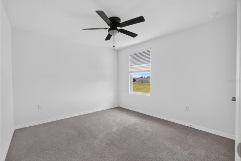 Villa ou maison à louer à Ocala, Floride: 5 chambres, 226.5 m2 № 2131106 - photo 1