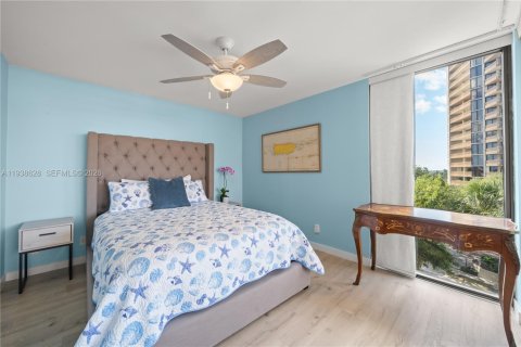 Copropriété à vendre à Miami, Floride: 2 chambres, 127.74 m2 № 1996859 - photo 20