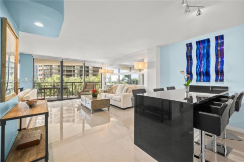 Copropriété à vendre à Miami, Floride: 2 chambres, 127.74 m2 № 1996859 - photo 14