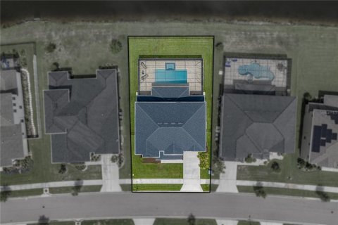 Casa en venta en Wesley Chapel, Florida, 6 dormitorios, 388.42 m2 № 2201500 - foto 5