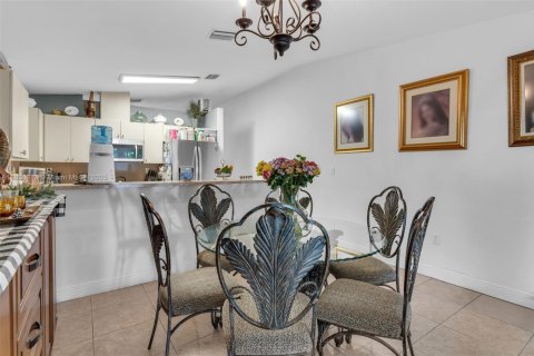 Villa ou maison à vendre à Homestead, Floride: 3 chambres, 143.53 m2 № 1826047 - photo 16