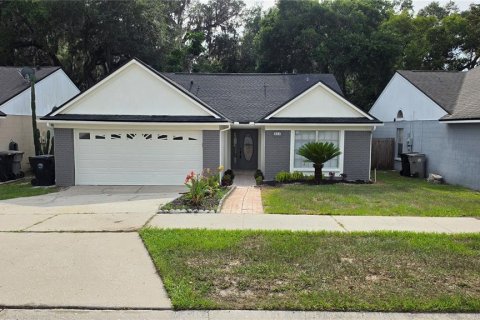 Villa ou maison à Apopka, Floride 3 chambres, 136.38 m2 № 2202321