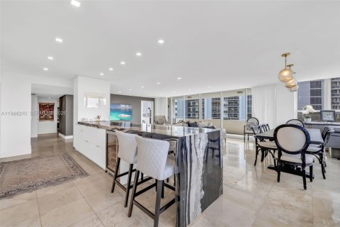 Copropriété à vendre à Miami Beach, Floride: 2 chambres, 161 m2 № 2152818 - photo 10
